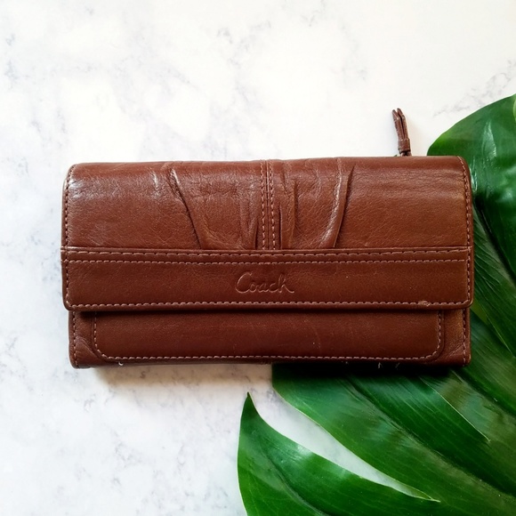 Coach Handbags - Coach Soho Pleated Leather Slim Envelope Wallet